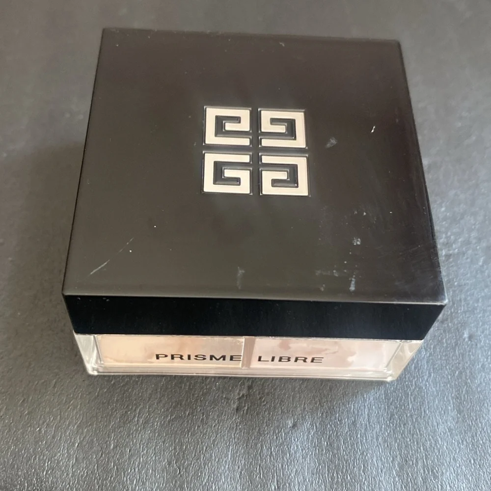 Givenchy Prisme Libre Loose Powder #3 VOILE‎ ROSE, NWOB, * Missing inside puff